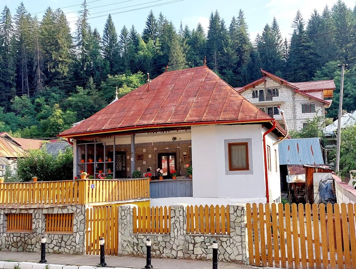 Hostel Voineasa