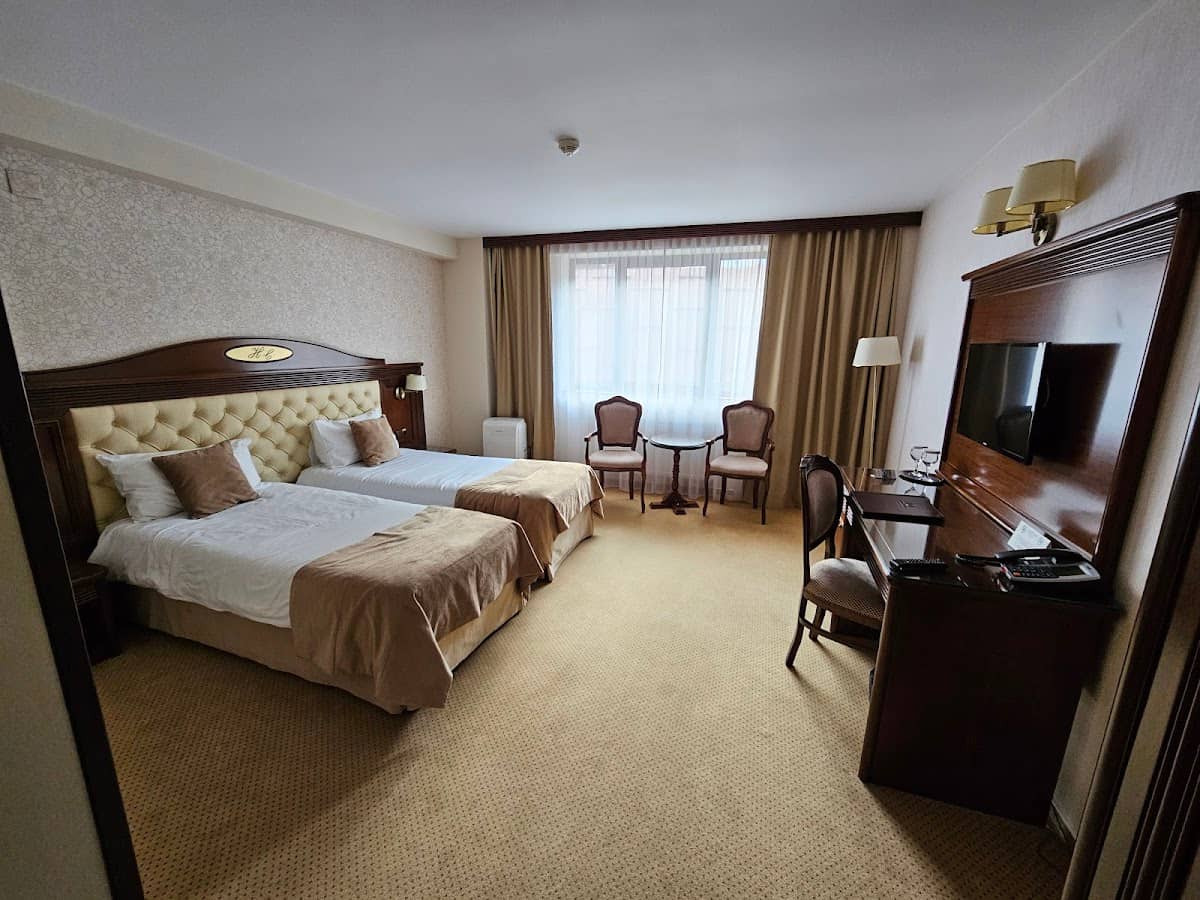 Hotel Carmen — 2